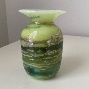 1977 Don Bagwell Studio Blown Art Glass Vase Very early years Signed and dated